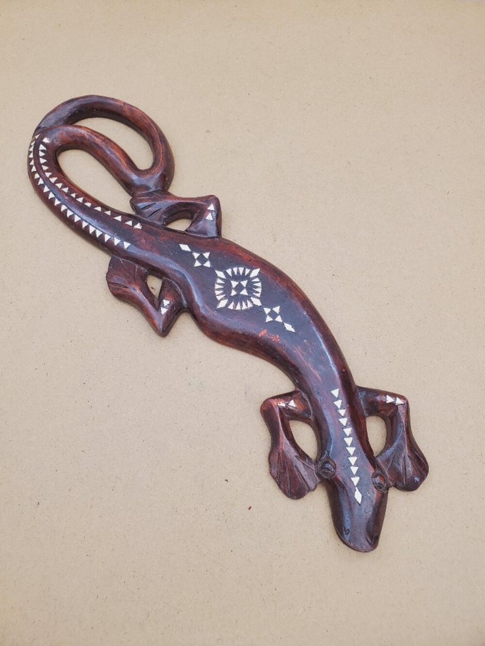 Gecko Wall Decor, Wall Hangings, Animal Art, Wooden Statue, Art, Wood Carving,